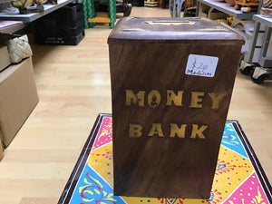 Money bank medium